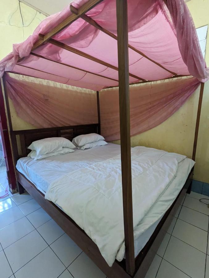 Agus Family Homestay Labuan Bajo Zewnętrze zdjęcie